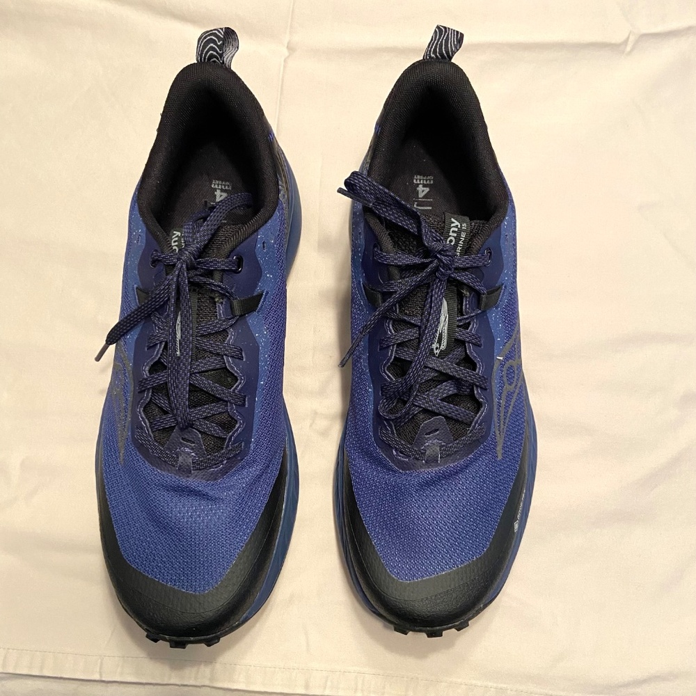 ALMOST NEW! Saucony Peregrine 15 GTX Waterproof Trail Shoes (Men's) size 11